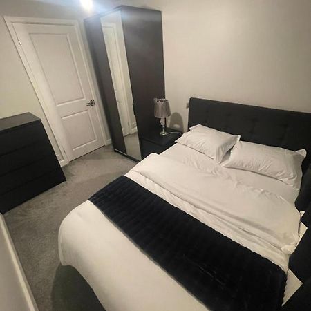 Beautiful En-Suite Bedroom 입스위치 외부 사진